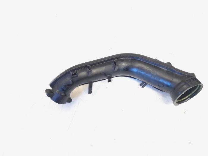 Gebruikte Intercooler Buis Volkswagen Passat Variant (365) 1.4 TSI 16V Prijs € 7,00 Margeregeling aangeboden door GEJO Revisie & Onderdelen BV