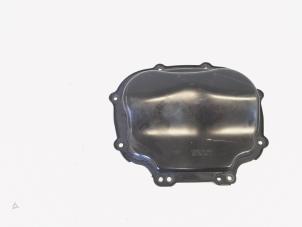 Gebruikte Distributiedeksel Audi A6 Avant (C7) 3.0 V6 24V TFSI Quattro Prijs € 12,00 Margeregeling aangeboden door GEJO Revisie & Onderdelen BV