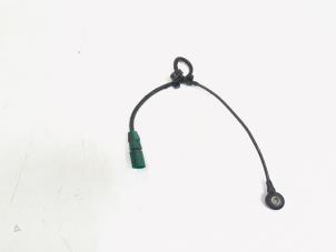 Gebruikte Sensor Pingel/klop Volkswagen Golf VI (5K1) 2.0 GTI 16V Edition 35 Prijs € 10,00 Margeregeling aangeboden door GEJO Revisie & Onderdelen BV