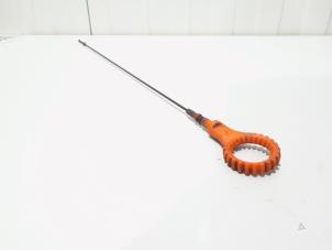 Gebruikte Olie Peilstok Volkswagen Golf VI (5K1) 1.4 TSI 122 16V Prijs € 7,00 Margeregeling aangeboden door GEJO Revisie & Onderdelen BV