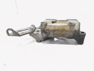 Gebruikte Motorsteun Volkswagen Golf VI (5K1) 1.2 TSI BlueMotion Prijs € 16,00 Margeregeling aangeboden door GEJO Revisie & Onderdelen BV