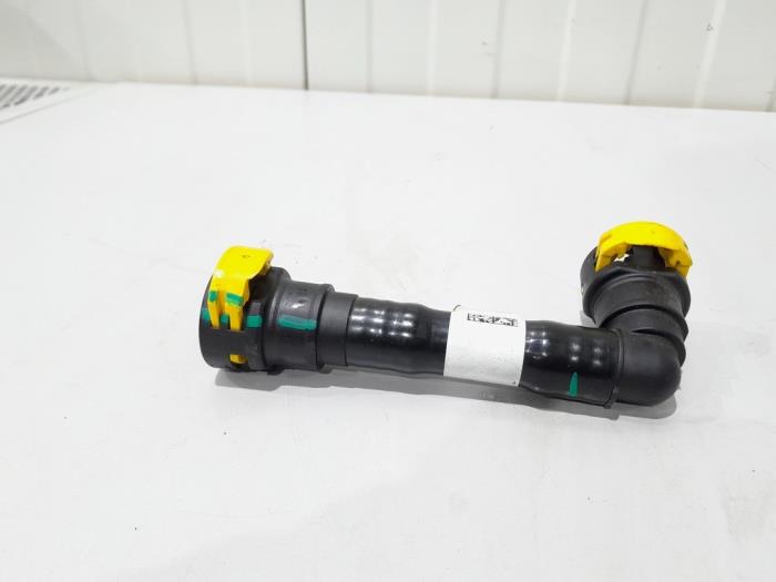 Gebruikte Leiding (diversen) Lynk &amp; Co 01 1.5 PHEV Prijs € 19,00 Margeregeling aangeboden door GEJO Revisie & Onderdelen BV