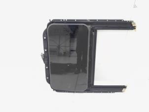 Gebruikte Schuifdak Porsche Panamera (970) 4.8 V8 32V 4S Prijs € 350,00 Margeregeling aangeboden door GEJO Revisie & Onderdelen BV