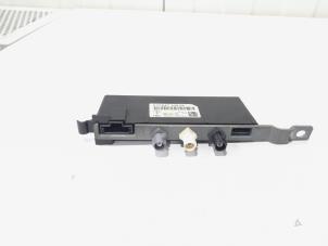 Gebruikte Antenne Versterker Porsche Panamera (970) 4.8 V8 32V 4S Prijs € 37,00 Margeregeling aangeboden door GEJO Revisie & Onderdelen BV