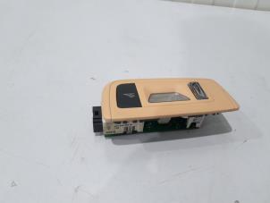 Gebruikte Binnenverlichting achter Porsche Panamera (970) 4.8 V8 32V 4S Prijs € 45,00 Margeregeling aangeboden door GEJO Revisie & Onderdelen BV