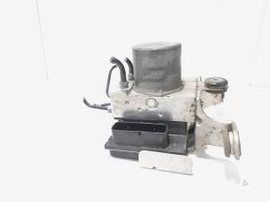 Gebruikte ABS Pomp Porsche Panamera (970) 4.8 V8 32V 4S Prijs € 229,00 Margeregeling aangeboden door GEJO Revisie & Onderdelen BV