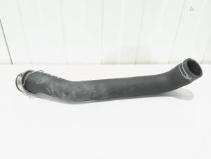 Gebruikte Intercooler Slang Porsche Panamera (970) 4.8 V8 32V 4S Prijs € 39,00 Margeregeling aangeboden door GEJO Revisie & Onderdelen BV