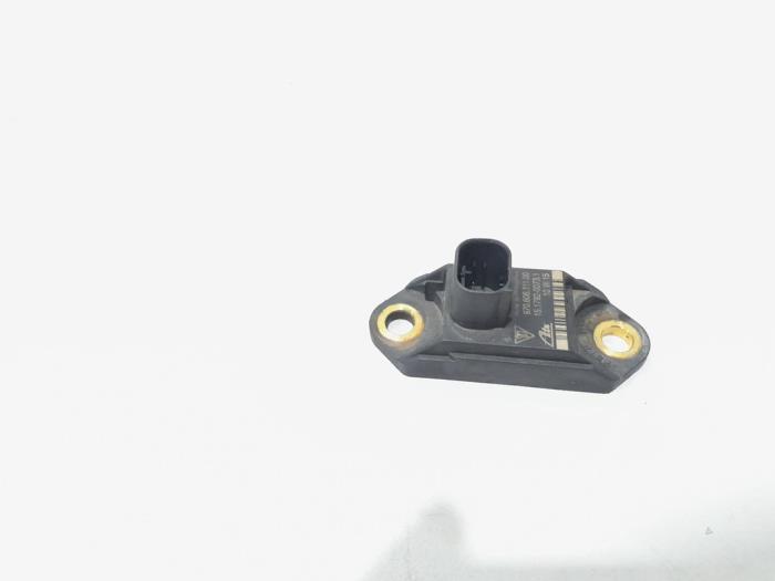 Gebruikte Gier sensor Porsche Panamera (970) 4.8 V8 32V 4S Prijs € 20,00 Margeregeling aangeboden door GEJO Revisie & Onderdelen BV