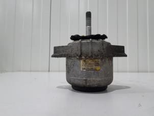 Gebruikte Motorrubber Porsche Panamera (970) 4.8 V8 32V 4S Prijs € 65,00 Margeregeling aangeboden door GEJO Revisie & Onderdelen BV