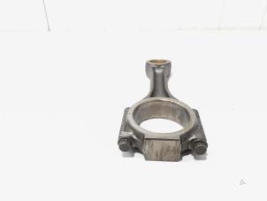 Gebruikte Drijfstang Volkswagen Transporter T5 2.5 TDi Prijs € 49,00 Margeregeling aangeboden door GEJO Revisie & Onderdelen BV