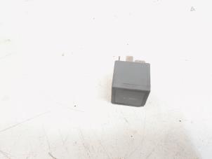 Gebruikte Relais Landrover Range Rover Evoque (LVJ/LVS) 2.2 TD4 16V Prijs € 4,95 Margeregeling aangeboden door GEJO Revisie & Onderdelen BV