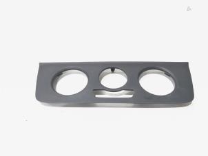 Gebruikte Dashboard sierlijst Seat Ibiza IV SC (6J1) 1.9 TDI 90 Prijs € 5,00 Margeregeling aangeboden door GEJO Revisie & Onderdelen BV