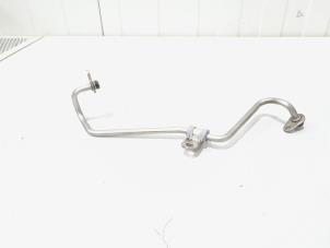 Gebruikte Oliedruk Leiding Volkswagen Polo VI (AW1) 1.0 TSI 12V Prijs € 25,00 Margeregeling aangeboden door GEJO Revisie & Onderdelen BV