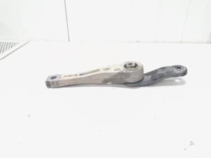 Gebruikte Versnellingsbak Steun Volkswagen Golf Plus (5M1/1KP) 1.4 TSI 140 16V Prijs € 10,00 Margeregeling aangeboden door GEJO Revisie & Onderdelen BV