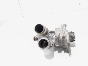 Gebruikte Waterpomp Audi A5 (8T3) 2.0 TFSI 16V Quattro Prijs € 38,00 Margeregeling aangeboden door GEJO Revisie & Onderdelen BV