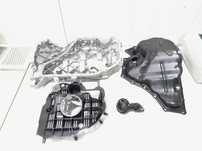 Gebruikte Carterpan Audi A4 Avant (B8) 1.8 TFSI 16V Prijs € 302,50 Inclusief btw aangeboden door GEJO Revisie & Onderdelen BV