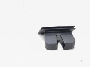 Gebruikte Diversen Audi Q3 (8UB/8UG) 2.0 16V TFSI 200 Quattro Prijs € 1,00 Margeregeling aangeboden door GEJO Revisie & Onderdelen BV