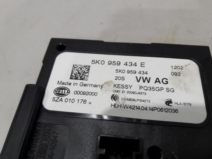 Computer Diversen van een Audi Q3 (8UB/8UG) 2.0 16V TFSI 200 Quattro 2014