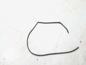 Gebruikte Portierrubber 4Deurs rechts-achter Audi Q7 (4LB) 3.6 FSI V6 24V Prijs € 25,00 Margeregeling aangeboden door GEJO Revisie & Onderdelen BV