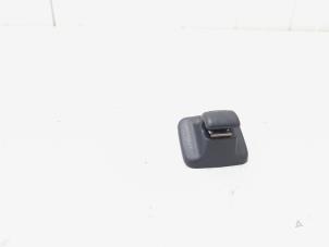 Gebruikte Diversen Volkswagen Golf VI (5K1) 1.6 TDI 16V Prijs € 3,00 Margeregeling aangeboden door GEJO Revisie & Onderdelen BV