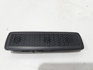 Gebruikte Microfoon Lynk &amp; Co 01 1.5 PHEV Prijs € 35,00 Margeregeling aangeboden door GEJO Revisie & Onderdelen BV