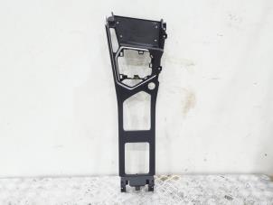 Gebruikte Middenconsoles Lynk &amp; Co 01 1.5 PHEV Prijs € 99,00 Margeregeling aangeboden door GEJO Revisie & Onderdelen BV