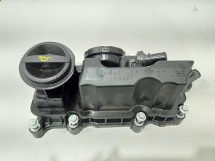 Gebruikte Kleppendeksel Lynk &amp; Co 01 1.5 PHEV Prijs € 99,00 Margeregeling aangeboden door GEJO Revisie & Onderdelen BV