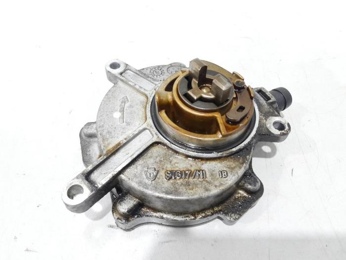 Gebruikte Vacuumpomp (Benzine) Volkswagen Golf V (1K1) 2.0 GTI 16V Prijs € 20,00 Margeregeling aangeboden door GEJO Revisie & Onderdelen BV
