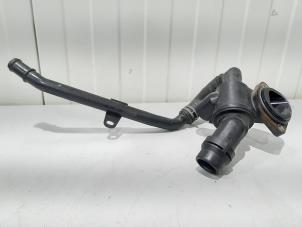 Gebruikte Thermostaathuis Volkswagen Golf V (1K1) 2.0 GTI 16V Prijs € 14,00 Margeregeling aangeboden door GEJO Revisie & Onderdelen BV