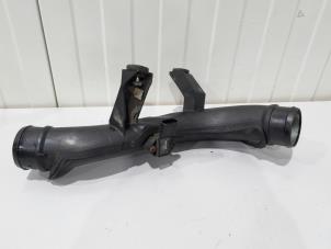 Gebruikte Intercooler Buis Audi A3 (8P1) 1.8 16V TFSI Prijs € 25,00 Margeregeling aangeboden door GEJO Revisie & Onderdelen BV