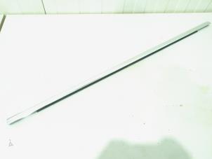 Gebruikte Deurlijst Volkswagen Passat Variant (3C5) 2.0 TDI 140 Prijs € 25,00 Margeregeling aangeboden door GEJO Revisie & Onderdelen BV