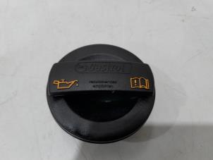 Gebruikte Oliedop Volkswagen Golf VI (5K1) 1.6 TDI 16V Prijs € 8,00 Margeregeling aangeboden door GEJO Revisie & Onderdelen BV