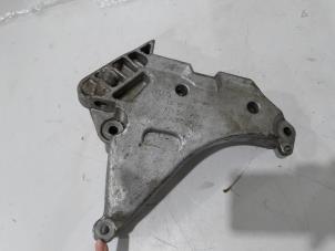 Gebruikte Motorrubber Volkswagen Golf VI (5K1) 1.6 TDI 16V Prijs € 12,00 Margeregeling aangeboden door GEJO Revisie & Onderdelen BV