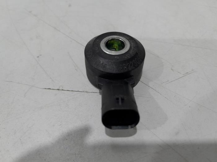 Pingelsensor van een Fiat 500X (334) 1.0 FireFly Turbo 120 12V 2018