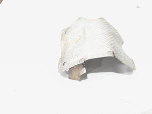 Gebruikte Afdekplaat diversen Fiat 500X (334) 1.0 FireFly Turbo 120 12V Prijs € 10,00 Margeregeling aangeboden door GEJO Revisie & Onderdelen BV