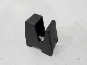 Gebruikte Diversen Volkswagen Caddy III (2KA,2KH,2CA,2CH) 1.6 TDI 16V Prijs € 3,00 Margeregeling aangeboden door GEJO Revisie & Onderdelen BV