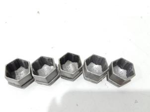 Gebruikte Wieldop set Audi Diversen Prijs € 5,00 Margeregeling aangeboden door GEJO Revisie & Onderdelen BV