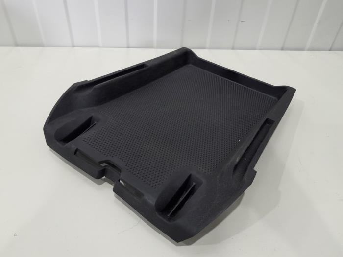 Gebruikte Diversen Volvo V50 (MW) 1.6 D2 16V Prijs € 10,00 Margeregeling aangeboden door GEJO Revisie & Onderdelen BV