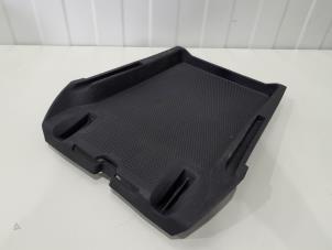 Gebruikte Diversen Volvo V50 (MW) 1.6 D2 16V Prijs € 10,00 Margeregeling aangeboden door GEJO Revisie & Onderdelen BV