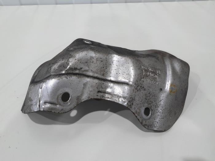 Gebruikte Hitteschild uitlaat Volvo V50 (MW) 1.6 D2 16V Prijs € 15,00 Margeregeling aangeboden door GEJO Revisie & Onderdelen BV