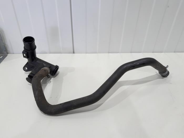 Gebruikte Waterslang aansluiting Volvo V50 (MW) 1.6 D2 16V Prijs € 20,00 Margeregeling aangeboden door GEJO Revisie & Onderdelen BV