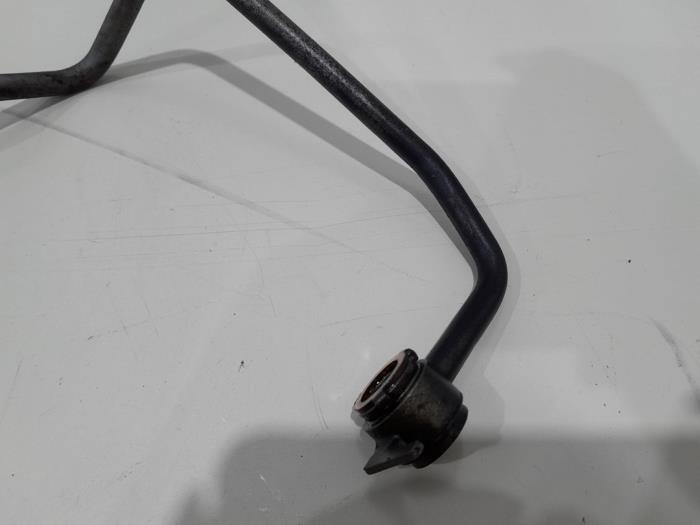 Oliedruk Leiding van een Volvo V50 (MW) 1.6 D2 16V 2012