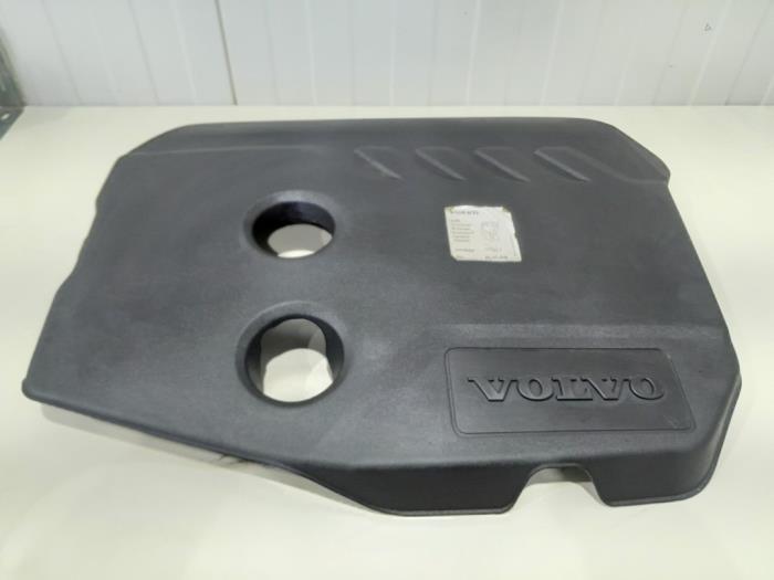 Gebruikte Afdekplaat motor Volvo V50 (MW) 1.6 D2 16V Prijs € 29,00 Margeregeling aangeboden door GEJO Revisie & Onderdelen BV