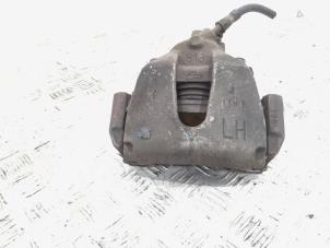 Gebruikte Remklauw (Tang) links-voor Volvo V50 (MW) 1.6 D2 16V Prijs € 24,00 Margeregeling aangeboden door GEJO Revisie & Onderdelen BV