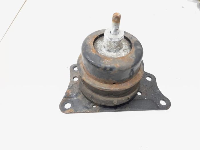 Gebruikte Motorrubber Volkswagen Polo IV (9N1/2/3) 1.4 TDI 80 Prijs € 4,00 Margeregeling aangeboden door GEJO Revisie & Onderdelen BV