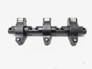 Gebruikte Tuimelaaras Volkswagen Polo IV (9N1/2/3) 1.4 TDI 80 Prijs € 90,00 Margeregeling aangeboden door GEJO Revisie & Onderdelen BV