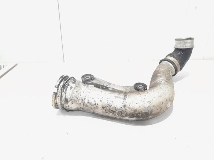 Begagnade Intercooler Buis Volkswagen Golf V (1K1) 2.0 GTI 16V Pris € 19,95 Marginaltabell erbjuds av GEJO Revisie & Onderdelen BV