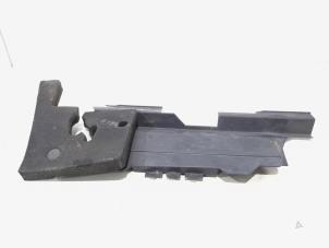 Gebruikte Afdekplaat diversen Renault Espace (JK) 2.0 16V Turbo Prijs € 5,00 Margeregeling aangeboden door GEJO Revisie & Onderdelen BV