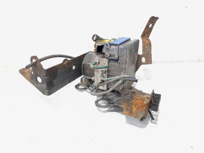 Gebruikte ABS Pomp Renault Espace (JK) 2.0 16V Turbo Prijs € 40,00 Margeregeling aangeboden door GEJO Revisie & Onderdelen BV