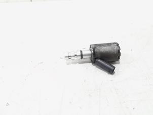 Gebruikte Oliedruk sensor Audi A3 Sportback (8VA/8VF) 1.6 TDI 16V Prijs € 19,00 Margeregeling aangeboden door GEJO Revisie & Onderdelen BV